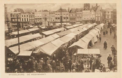 1555 Middelburg. De Weekmarkt. De weekmarkt op de Grote Markt te Middelburg