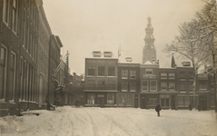 1681 Sneeuwgezicht vanaf de Dam Zuidzijde te Middelburg op de ingang van de Korte Delft