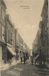 1825 Middelburg Lange Burg. Gezicht op de Lange Burg te Middelburg in de richting van de Grote Markt