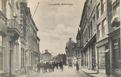 1858 Langedelft, Middelburg. Gezicht op het begin van de Lange Delft en de Grote Markt te Middelburg