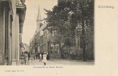 1923 Groenmarkt en Korte Burcht. Middelburg. Gezicht op de Korte Burg te Middelburg met rechts de hoek van de ...