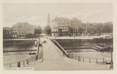 2139 Middelburg. Stationsstraat. Gezicht op de Stationsbrug, de Blauwedijk en de Loskade te Middelburg met op de ...