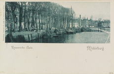 2565 Rouaansche Kade. Middelburg. Gezicht op de Rouaansekaai te Middelburg met afgemeerde schepen en het stoomgemaal en ...