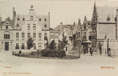 2839 Balans Middelburg. Gezicht op de Balans te Middelburg met het plantsoen en fontein, de Sint Jorisdoelen en een ...