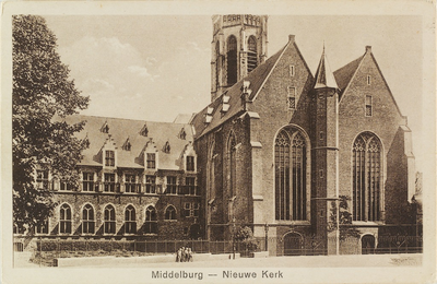 3349 Middelburg - Nieuwe Kerk. Gezicht op de Statenzaal, de Nieuwe Kerk en een een deel van de Abdijtoren te Middelburg