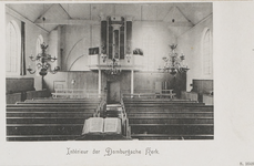 337 Intérieur der Domburgsche Kerk. Gezicht op het interieur van de Ned. Herv. Kerk te Domburg