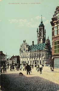 3701 Middelburg. Stadhuis. - Groote Markt. Gezicht vanuit de Lange Delft op het stadhuis aan de Grote Markt te Middelburg