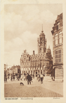 3717 Middelburg Stadhuis. Gezicht op het stadhuis aan de Grote Markt te Middelburg, met links de hoek van de Lange Burg