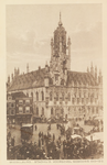 3740 Middelburg. Stadhuis. Voorgevel gebouwd 1512-1513. Gezicht op het stadhuis aan de Grote Markt te Middelburg met ...