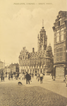 3753 Middelburg, Stadhuis - Groote Markt. Gezicht op het stadhuis aan de Grote Markt te Middelburg, met links de hoek ...