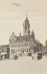 3754 Middelburg Stadhuis. Het stadhuis aan de Grote Markt te Middelburg met een paar kramen en een ijscokar