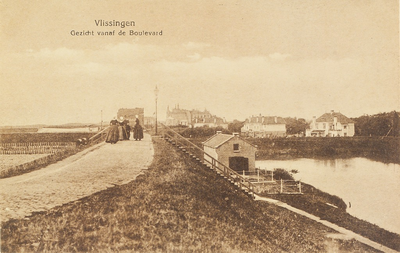 3919 Vlissingen Gezicht vanaf de Boulevard. Het villapark en de Spuikom te Vlissingen, gezien vanaf de Boulevard
