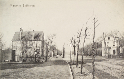 4136 Vlissingen, Badhuisweg. Gezicht op een aantal villa's aan de Badhuisstraat te Vlissingen