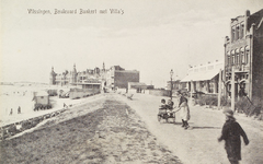 4427 Vlissingen, Boulevard Bankert met Villa's. Boulevard Evertsen met op de achtergrond Grand Hotel Britannia, gezien ...