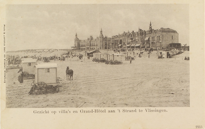 4476 Gezicht op villa's en Grand-Hôtel aan 't Strand te Vlissingen. Gezicht op het Badstrand en Grand Hotel Britannia ...