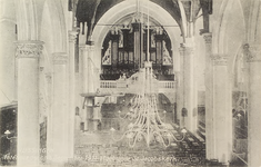 4537 Vlissingen Intérieur der op 5 September 1911 afgebrande St. Jacobskerk. Een deel van het interieur van de Sint ...