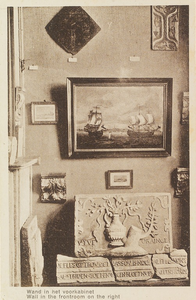 4594 Wand in het voorkabinet / Wall in the frontroom on the right. Een deel van de collectie van het Stedelijk Museum ...