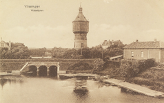 4649 Vlissingen Watertoren. Gezicht op de watertoren en een deel van de Spuikom te Vlissingen