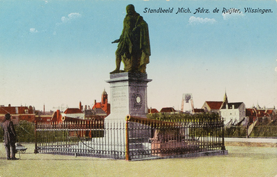4978 Standbeeld Mich. Adrz. de Ruijter, Vlissingen. Het standbeeld van Michiel Adriaanszoon de Ruyter op het ...