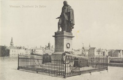 4981 Vlissingen, Standbeeld De Ruijter. Het standbeeld van Michiel Adriaanszoon de Ruyter op het Keizersbolwerk te Vlissingen