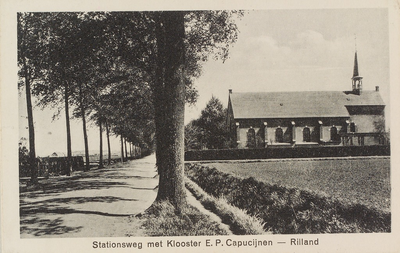 5791 Stationsweg met Klooster E.P. Capucijnen - Rilland. Gezicht op het kapucijnenklooster aan de Halteweg (vroegere ...