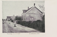 6004 Veerweg. Kamperland. Gezicht op de Veerweg, Zuidhelft te Kamperland