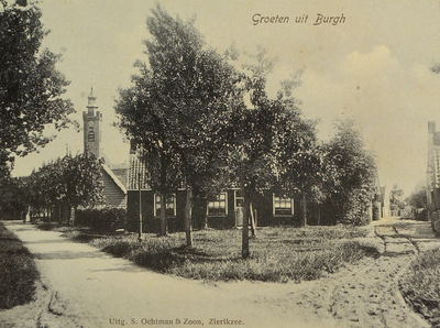 6212 Groeten uit Burgh. Gezicht op de Hogeweg (links) en de Achterweg (rechts) te Burgh, met in het midden een bakkerij