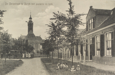 6216 De Dorpstraat te Burgh met pastorie en kerk. Gezicht op de Kerkstraat te Burgh met op de achtergrond de ...