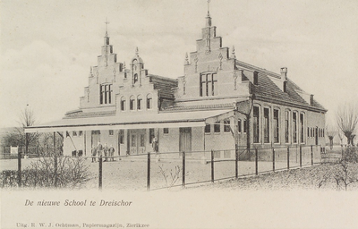 6273 De nieuwe School te Dreischor. De in 1902 gebouwde openbare lagere school aan de Schoolstraat te Dreischor