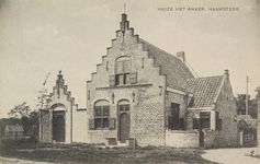 6328 Huize Het Anker, Haamstede. Gezicht op het huis het Oude Anker aan het Sluispad te Haamstede, met links daarvan ...