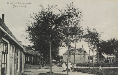 6743 Groet uit Serooskerke (Schouwen). Gezicht op het Dorpsplein in Serooskerke (Schouwen)