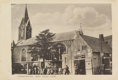 6785 Zonnemaire, Ned. Herv. Kerk. Gezicht op de Nederlandse Hervormde kerk in Zonnemaire