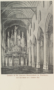 6903 Groote of St. Lievens Monsterkerk te Zierikzee, vóór den Brand van 7 October 1832. Interieur van de Sint ...