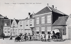 7430 Tholen. - Kade 't Logement Het Hof van Holland . Gezicht op de Kade in Tholen, met hotel-café-restaurant Logement ...