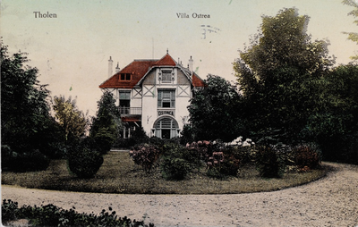 7439 Tholen Villa Oxtrea. Gezicht op de villa Ostrea in Tholen