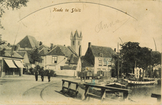 8624 Kade te Sluis. Gezicht op de Kaai te Sluis met op de achtergrond het belfort van het stadhuis