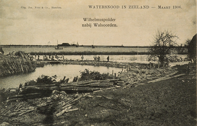 8900 Wilhelmuspolder nabij Walsoorden. Watersnood in Zeeland - Maart 1906. De overstroomde Wilhelmuspolder bij ...