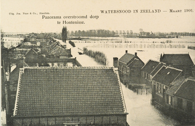 8925 Watersnood in Zeeland - Maart 1906. Panorama overstroomd dorp te Hontenisse. Gezicht op het onder water gelopen ...