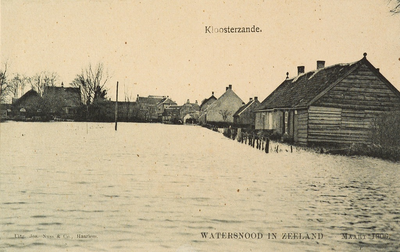 8950 Kloosterzande. Watersnood in Zeeland - Maart 1906. Gezicht op het overstroomde dorp Kloosterzande