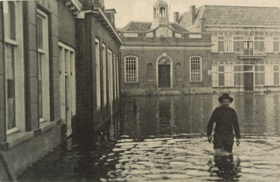 8999 Ramp te Oud-Vosmeer (13 Maart 1906). Gezicht op de overstromingen in Oud-Vossemeer