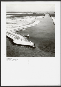 111-76 Het Havenkanaal bij Zierikzee, gezien vanuit de lucht