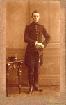 243-30 Portret van J. Zimmerman (reserve eerste Luitenant) Mobilisatie 1914-1918. H.B.S. leraar wiskunde te Rotterdam?, ...