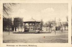 320-204 Molenwater met Muziektent, Middelburg. De muziektent op het Molenwater te Middelburg met op de achtergrond de ...