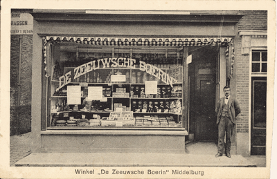 320-232 Winkel De Zeeuwsche Boerin Middelburg. De etalage van 'De Zeeuwsche Boerin', kruidenierswinkel aan de Korte ...