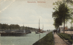 320-25 Kanaalzicht, Middelburg. Het kanaal met opengedraaide stationsbrug te Middelburg
