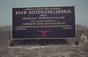 321-184 Bouw van de Zeelandbrug over de Oosterschelde :