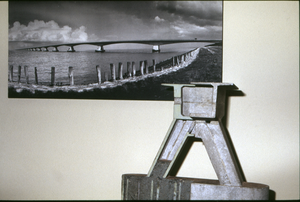 321-192 Bouw van de Zeelandbrug over de Oosterschelde :