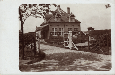 341-47 Villa Loverendale te Domburg