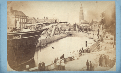 380-18 Feestelijke opening van het droogdok te Middelburg met het fregat 'Minister Fransen van de Putte'