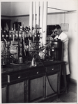 393-27 Proeven in het technisch laboratorium (de heer Van Pelt)